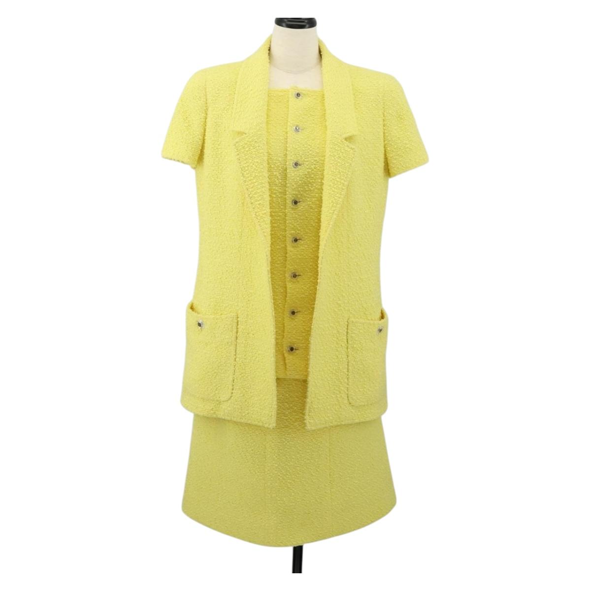 CHANEL Jacket Skirt Setup Wool Yellow CC Auth YKZ1185SAV