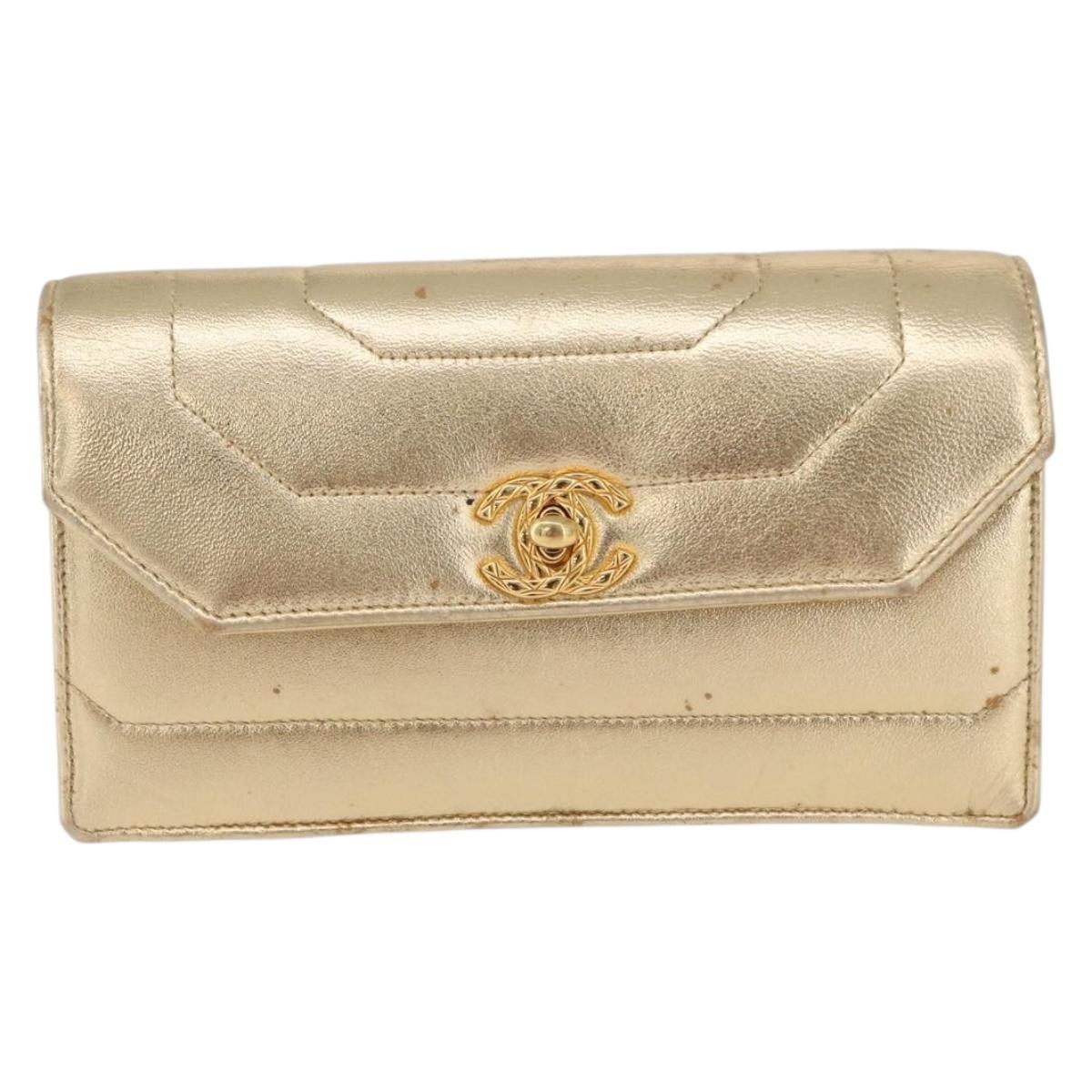 CHANEL Pouch Leather Gold CC Auth YKZ1194A
