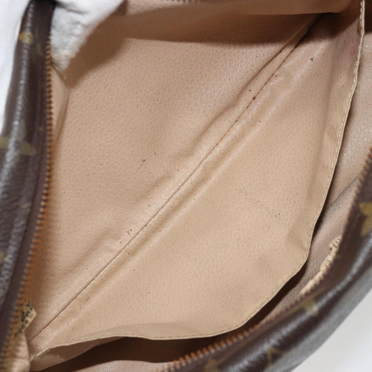 LOUIS VUITTON Monogram Trousse Toilette 28 Clutch Bag M47522 LV Auth YKZ1562