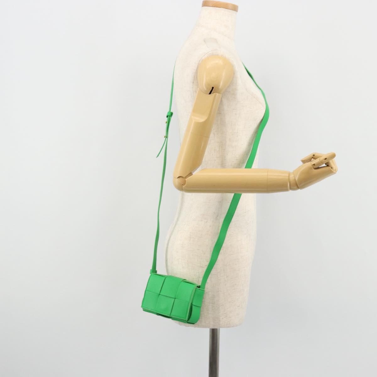 BOTTEGA VENETA MAXI INTRECCIATO Candy Cassette Bag Leather Green Auth YKZ1631A