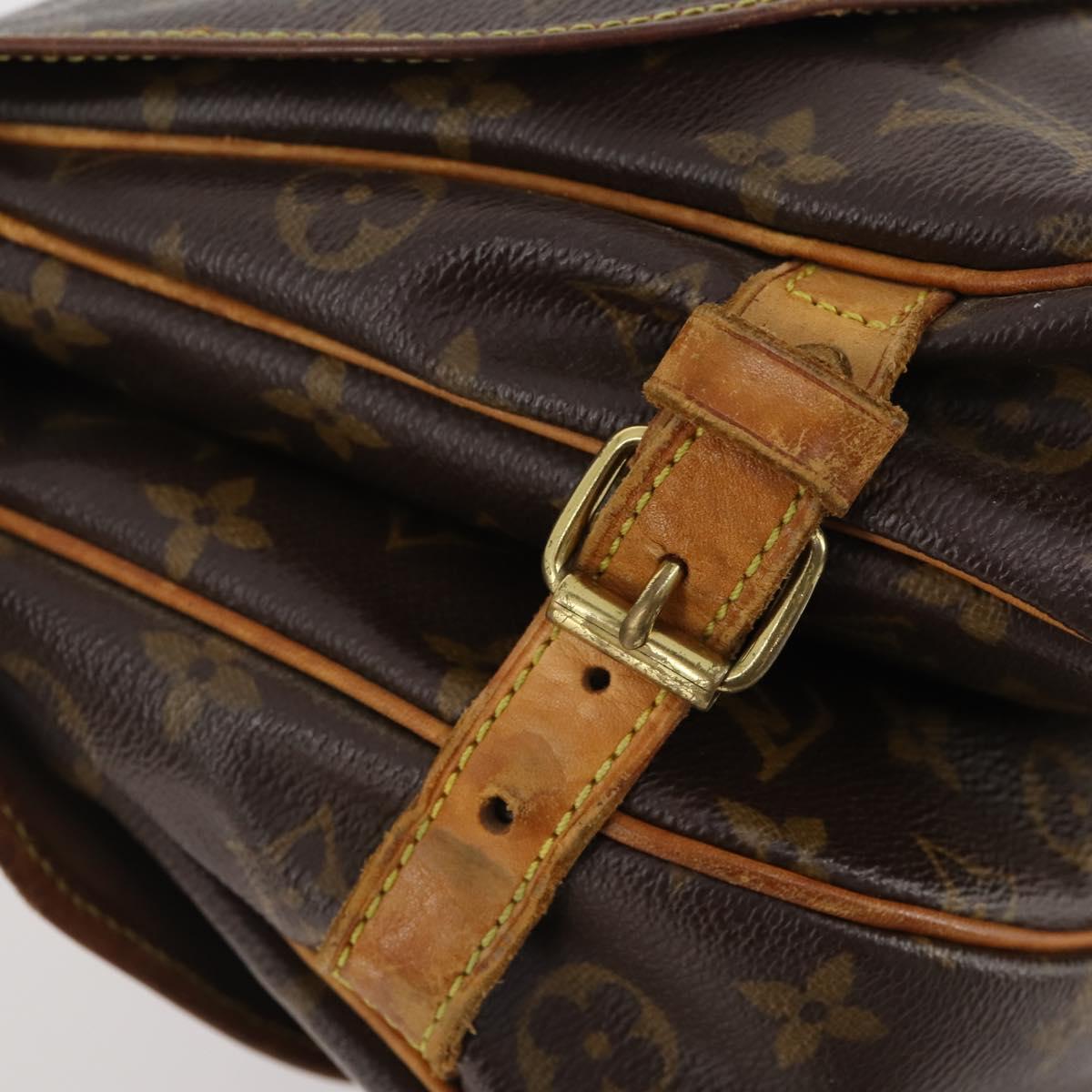 LOUIS VUITTON Monogram Saumur 30 Shoulder Bag M42256 LV Auth YKZ280