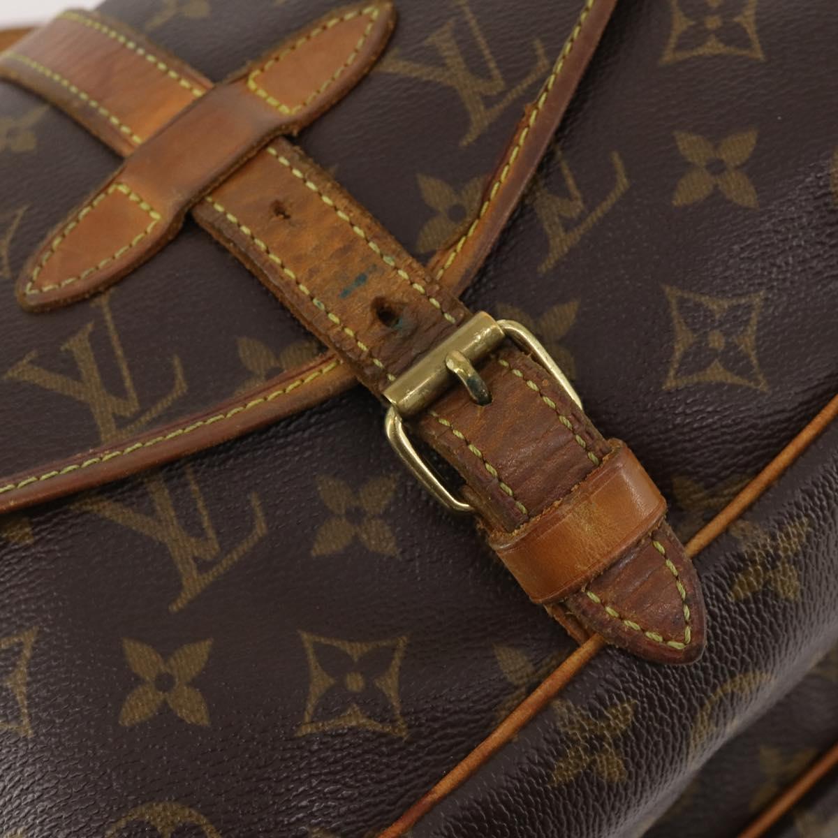 LOUIS VUITTON Monogram Saumur 30 Shoulder Bag M42256 LV Auth YKZ280