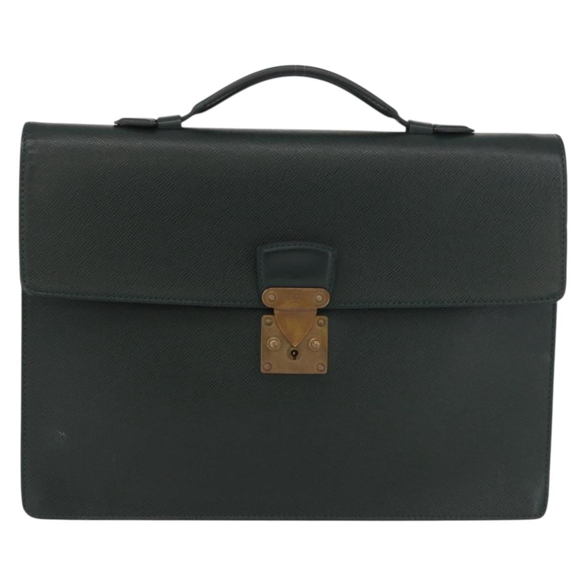 LOUIS VUITTON Taiga Serviette Kourad Business Bag Epicea T16786 LV Auth YKZ346