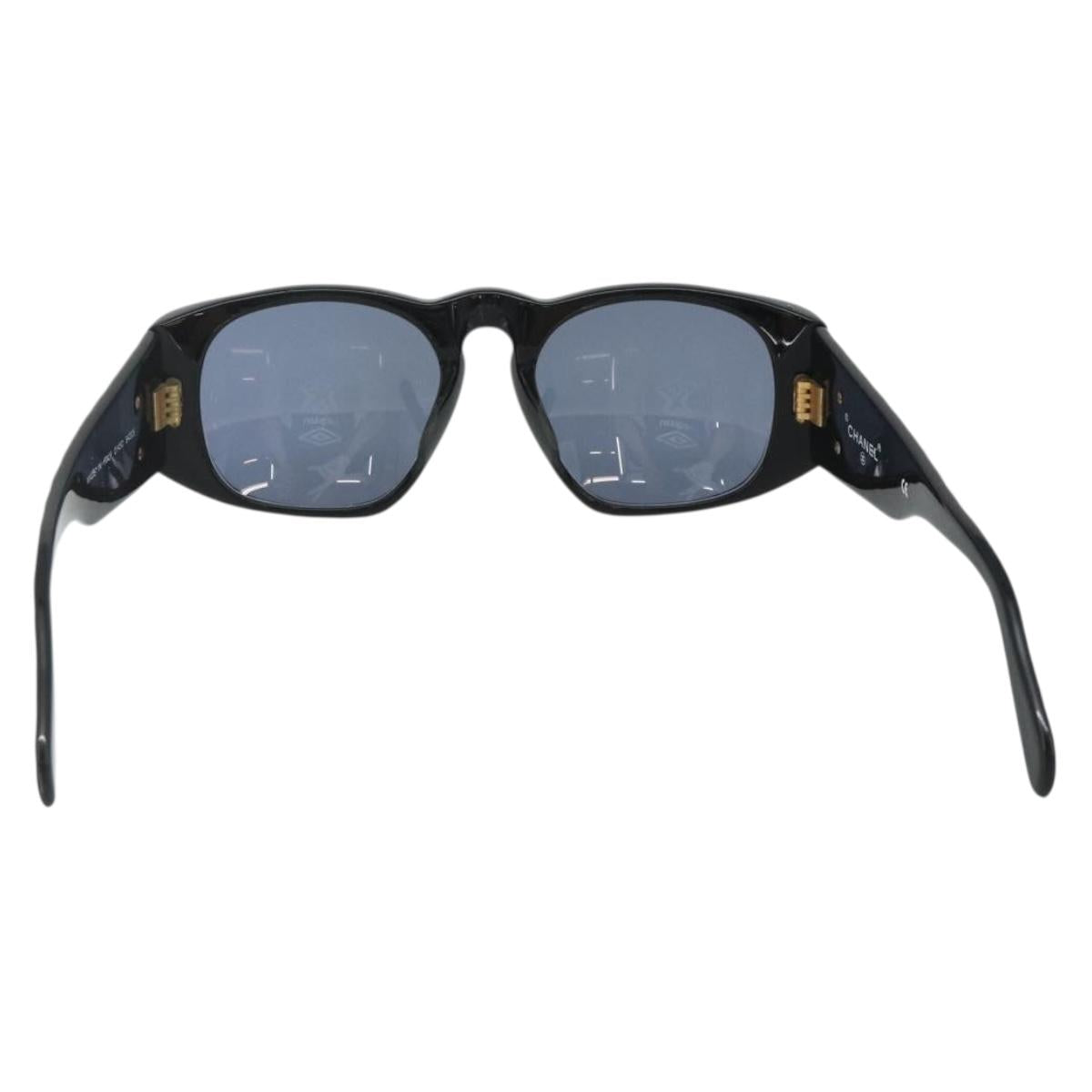 CHANEL Sunglasses plastic Black CC Auth YKZ400