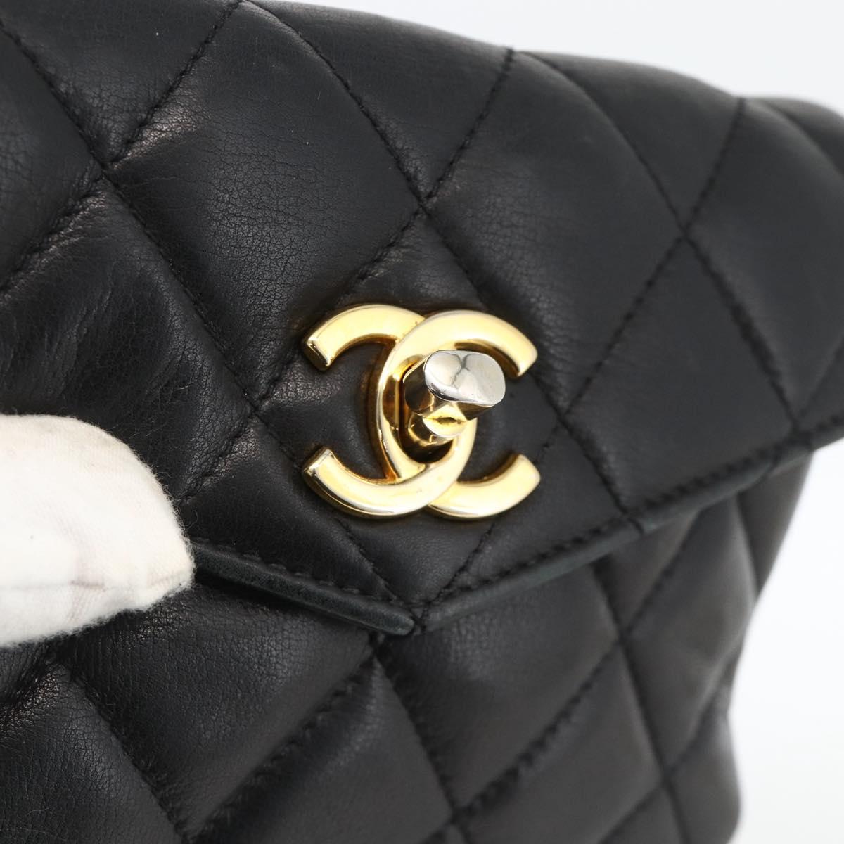 CHANEL Matelasse Waist bag Lamb Skin Black Gold CC Auth YKZ961