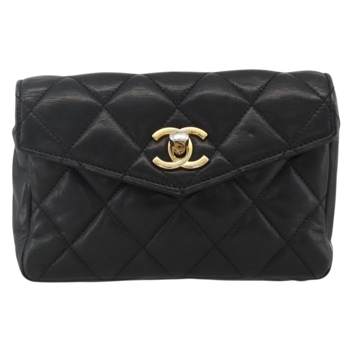 CHANEL Matelasse Waist bag Lamb Skin Black Gold CC Auth YKZ961