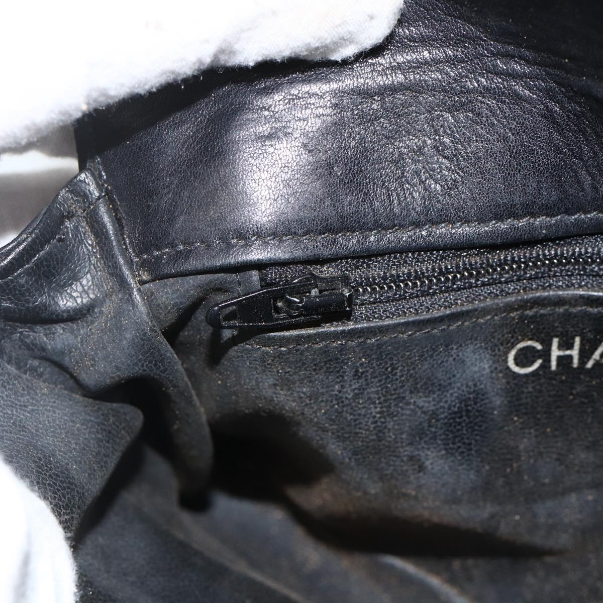 CHANEL Matelasse Waist bag Lamb Skin Black Gold CC Auth YKZ961