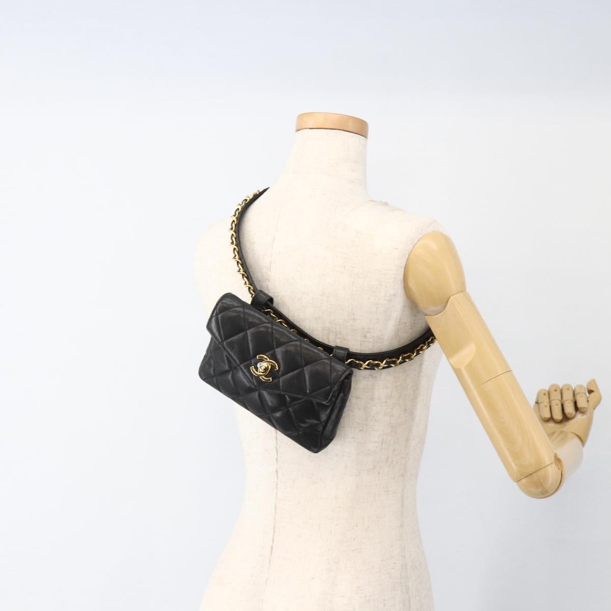 CHANEL Matelasse Waist bag Lamb Skin Black Gold CC Auth YKZ961