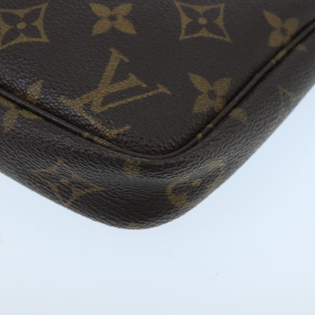 LOUIS VUITTON Monogram Pochette Accessoires Pouch M51980 LV Auth 100000