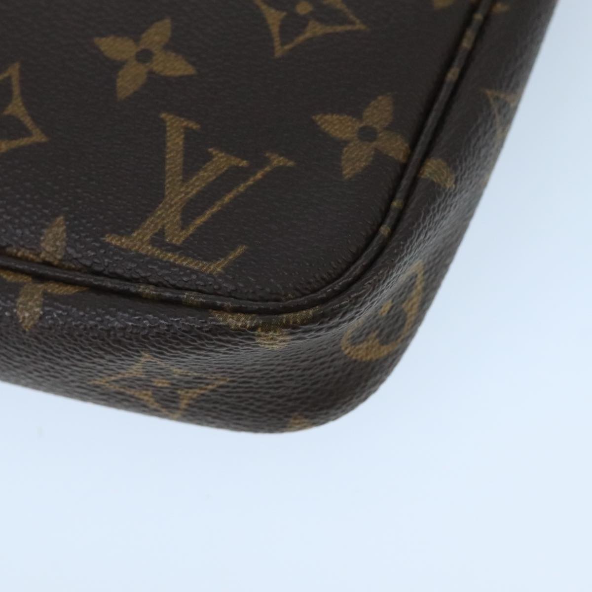 LOUIS VUITTON Monogram Pochette Accessoires Pouch M51980 LV Auth 100008