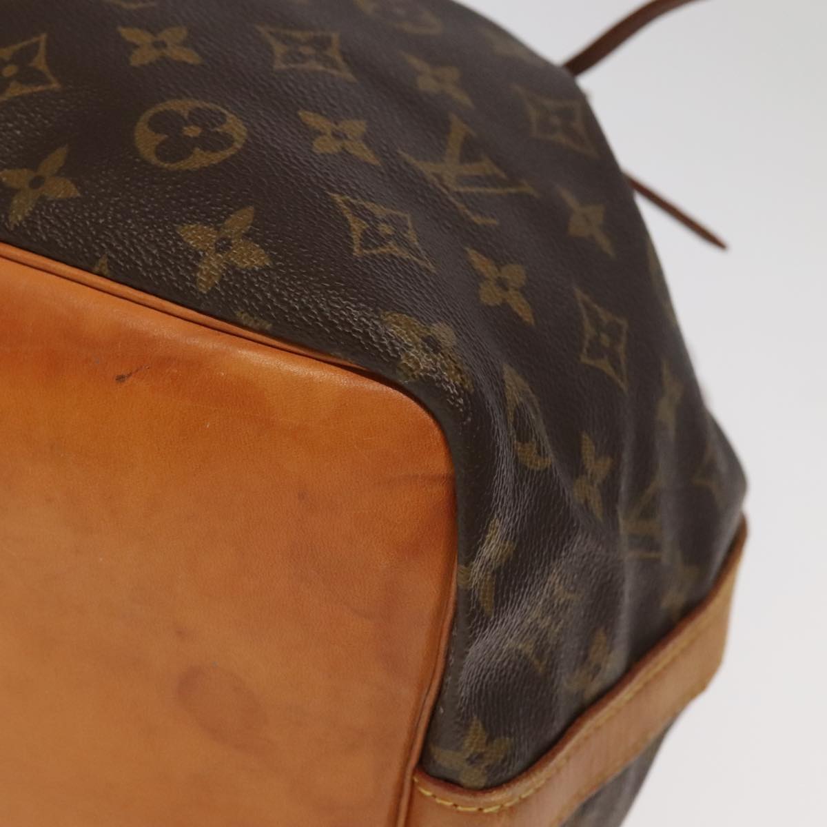 LOUIS VUITTON Monogram Petit Noe Shoulder Bag M42226 LV Auth 100019