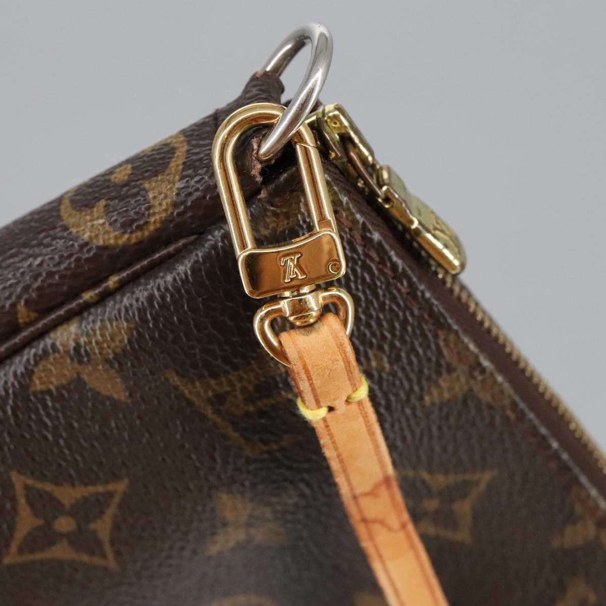 LOUIS VUITTON Monogram Pochette Accessoires Pouch M51980 LV Auth 100070