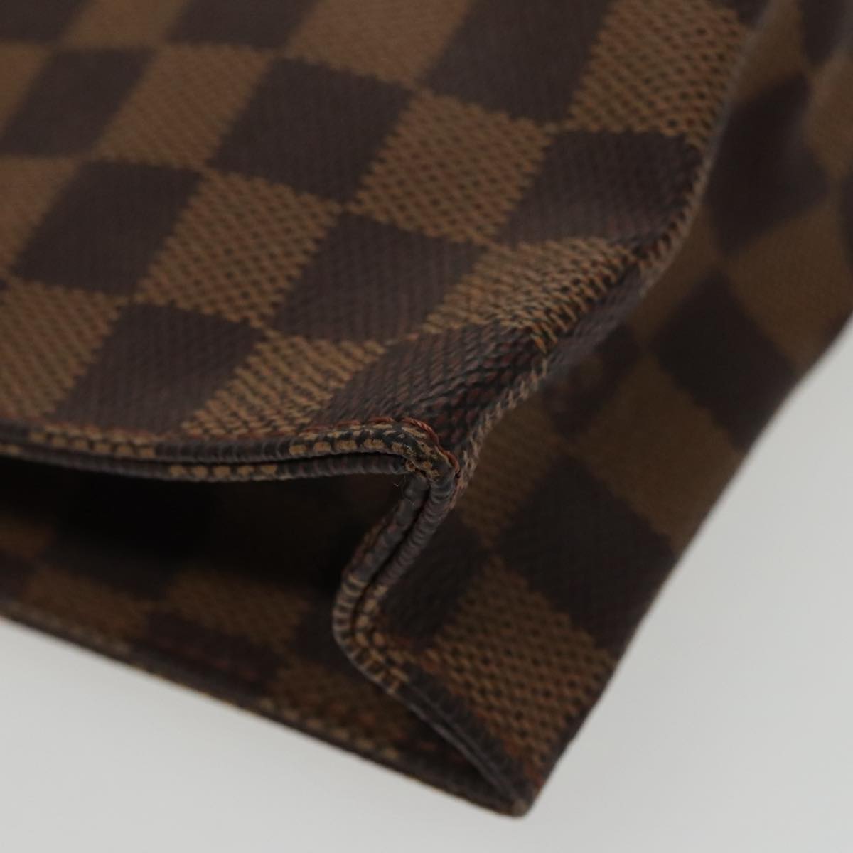 LOUIS VUITTON Damier Ebene Poche Toilette 26 Pouch N47543 LV Auth 100078