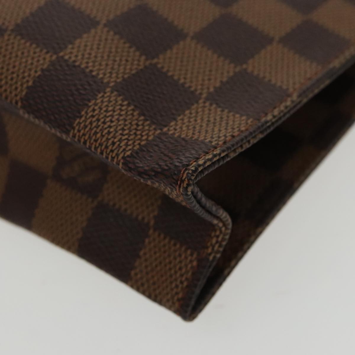 LOUIS VUITTON Damier Ebene Poche Toilette 26 Pouch N47543 LV Auth 100078