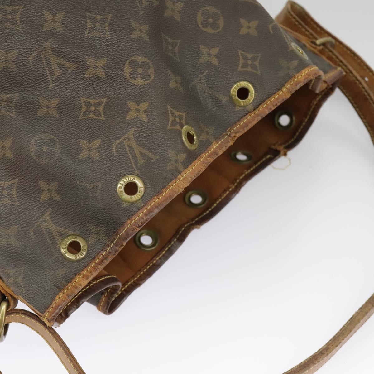 LOUIS VUITTON Monogram Petit Noe Shoulder Bag M42226 LV Auth 100098