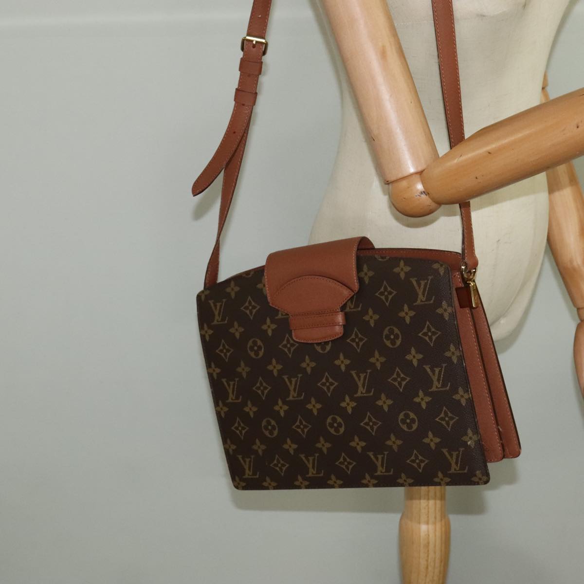 LOUIS VUITTON Monogram Kurcell Shoulder Bag M51375 LV Auth 100116