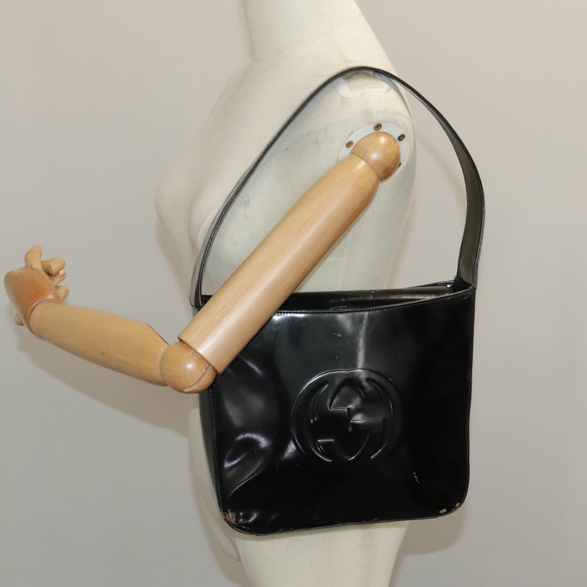 GUCCI Shoulder Bag Enamel Black Silver 000 0506 Auth 100397