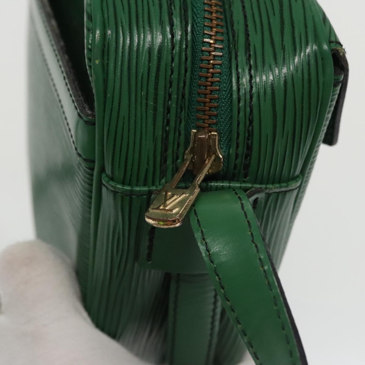 LOUIS VUITTON Epi Jeune Fille MM Shoulder Bag Green M52154 LV Auth 100463