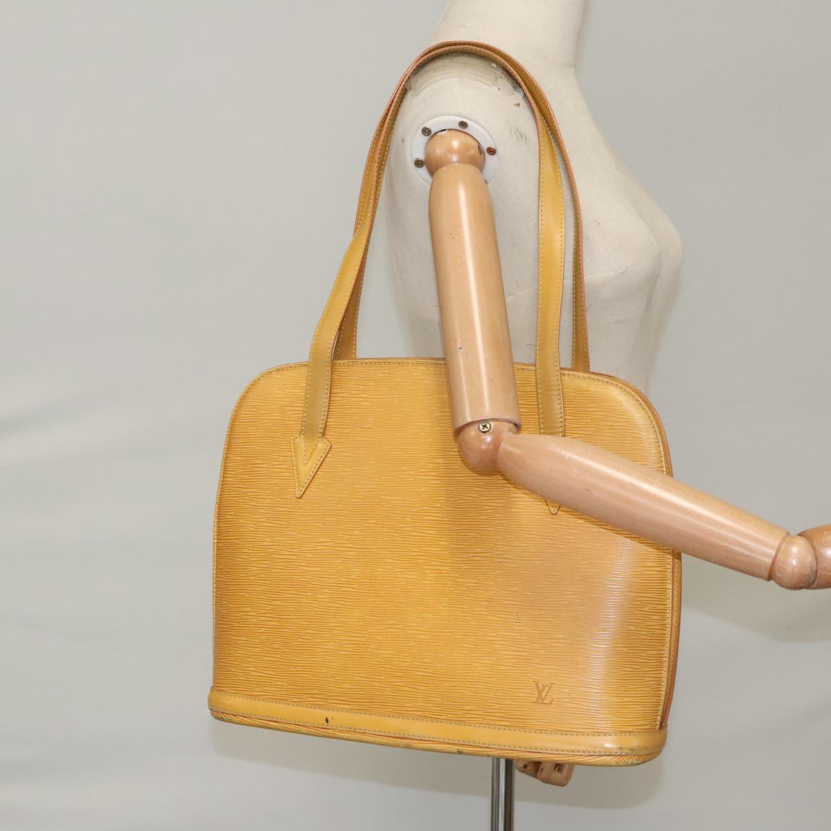 LOUIS VUITTON Epi Lussac Shoulder Bag Yellow M52289 LV Auth 100464