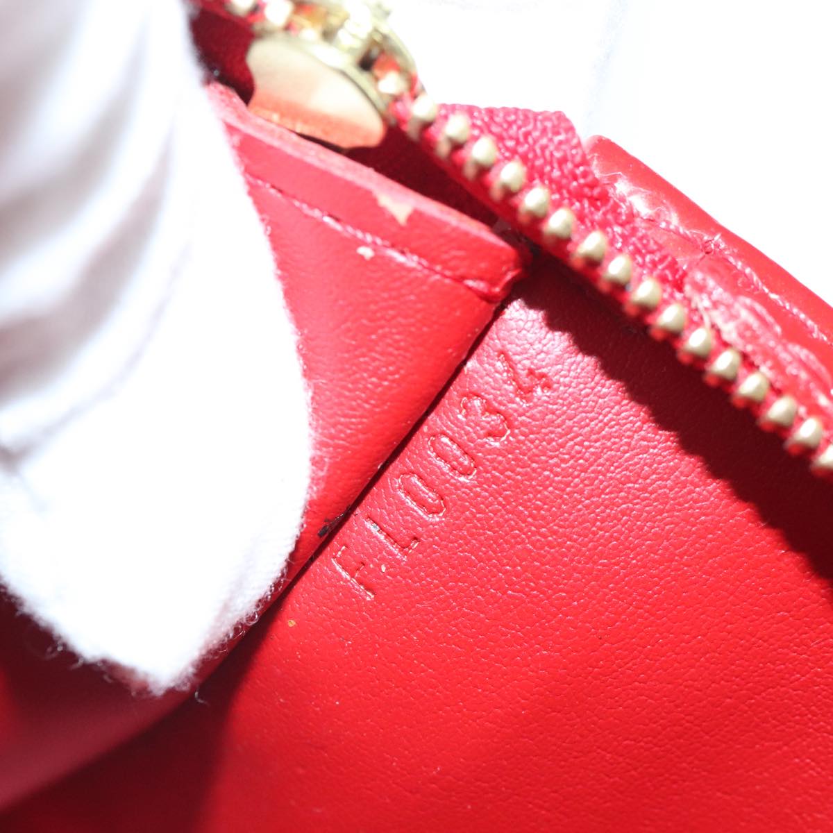 LOUIS VUITTON Monogram Vernis Bucket PM Bag Made in 2009 Rouge LV Auth 100484