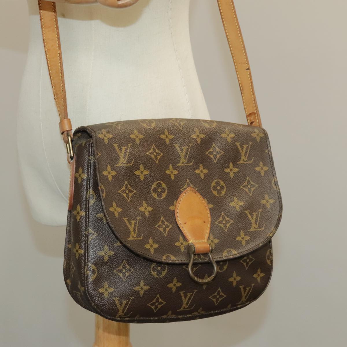 LOUIS VUITTON Monogram Saint Cloud GM Shoulder Bag M51242 LV Auth 100501