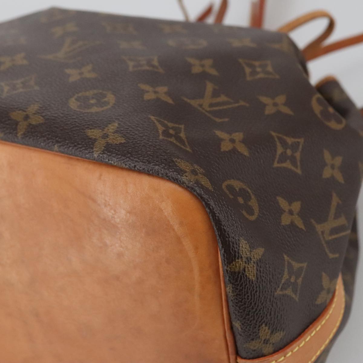 LOUIS VUITTON Monogram Petit Noe Shoulder Bag M42226 LV Auth 100538