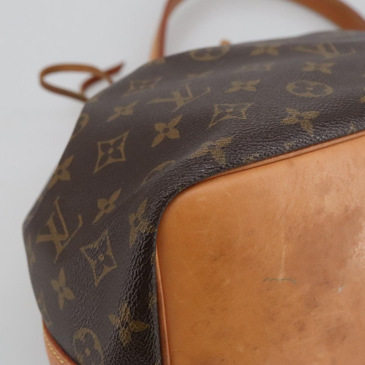 LOUIS VUITTON Monogram Petit Noe Shoulder Bag M42226 LV Auth 100538