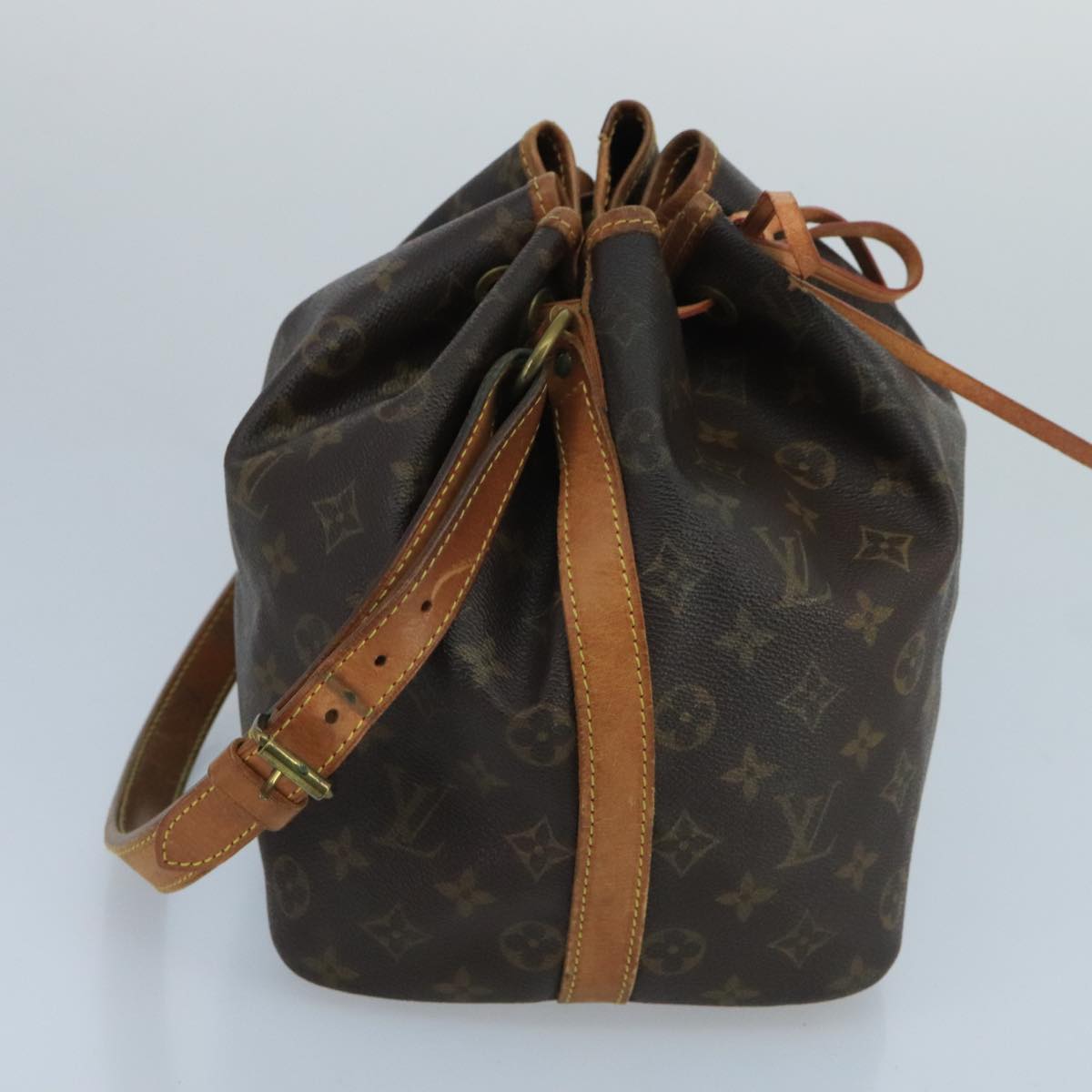 LOUIS VUITTON Monogram Petit Noe Shoulder Bag M42226 LV Auth 100557