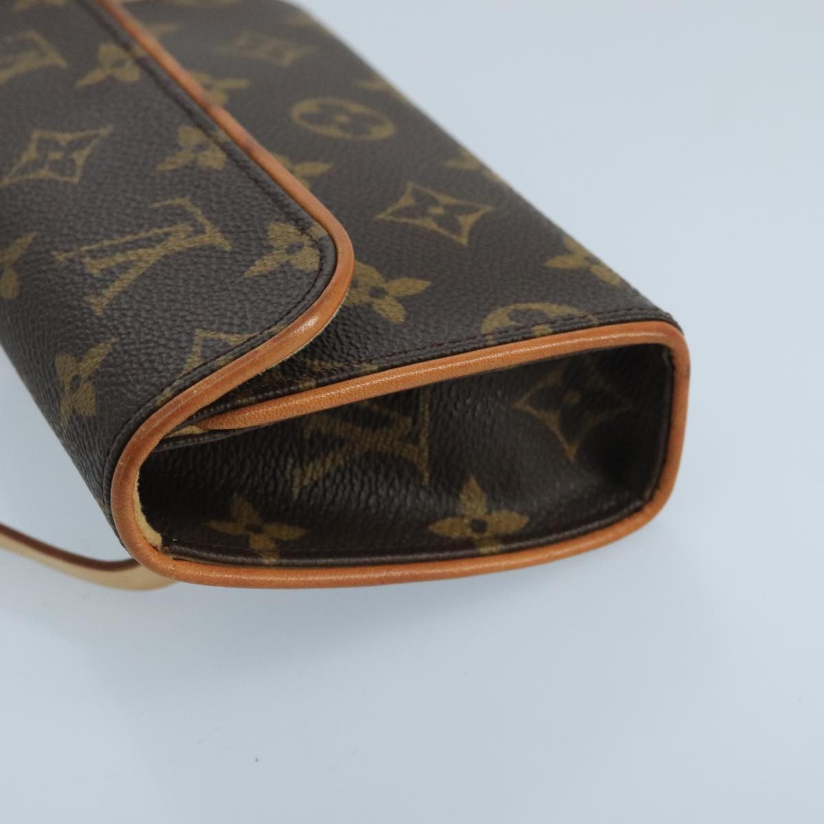 LOUIS VUITTON Monogram Pochette Florentine Waist bag M51855 LV Auth 100564