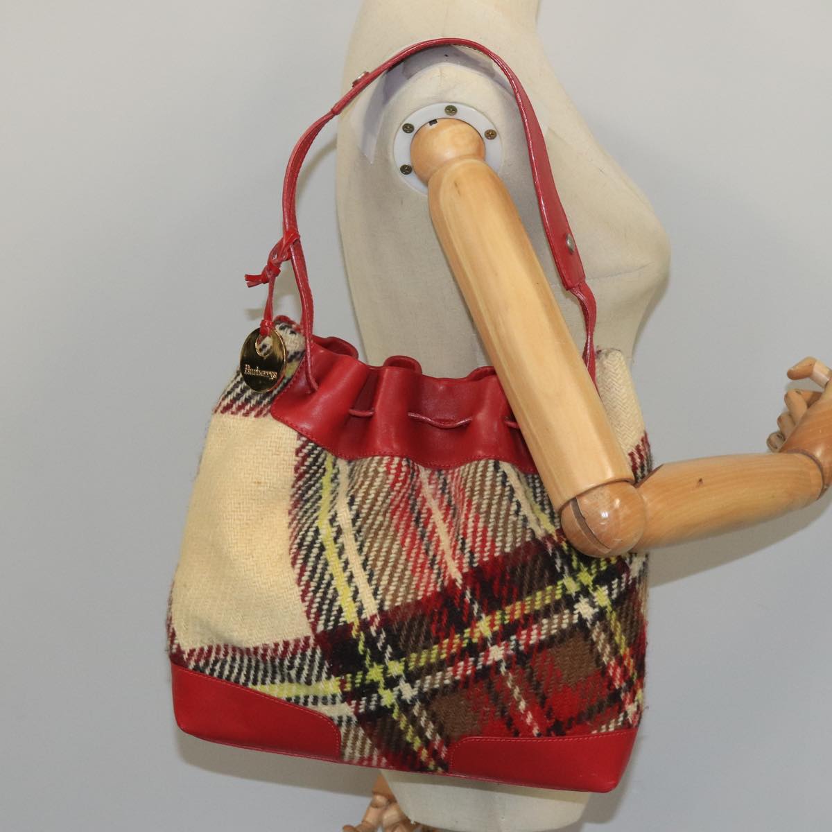 Burberrys Nova Check Shoulder Bag Wool Beige Red Auth 100714