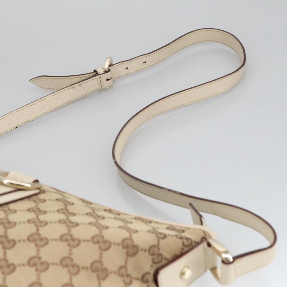 GUCCI GG Canvas Shoulder Bag Beige Gold 131326 Auth 100719