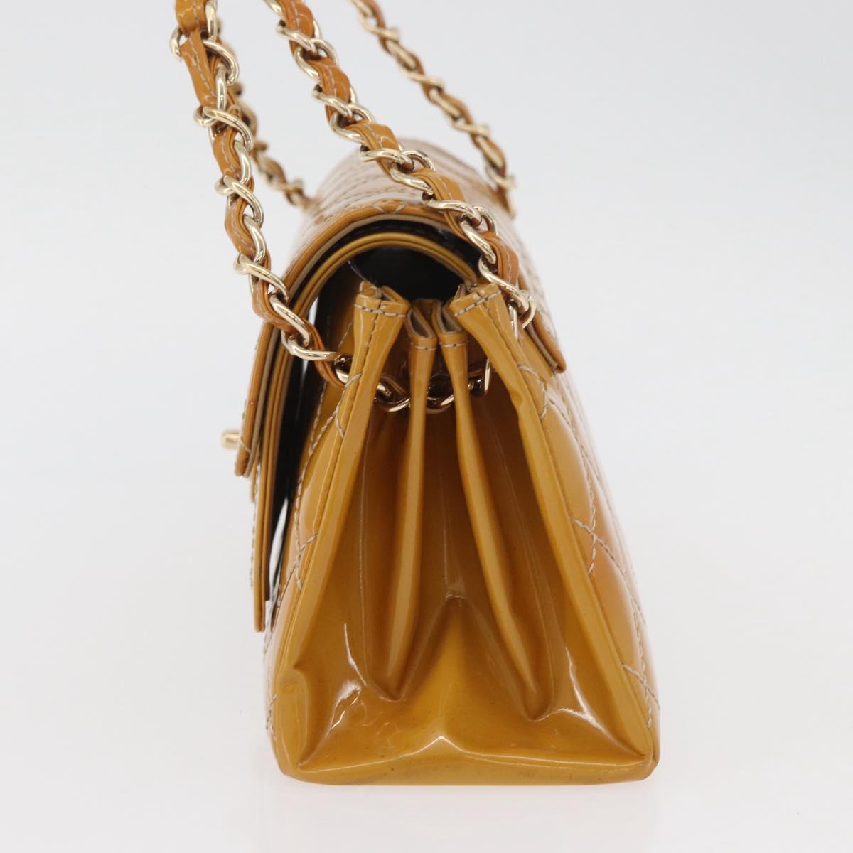 CHANEL Matelasse Chain Shoulder Bag Patent leather Yellow Gold CC Auth 100721