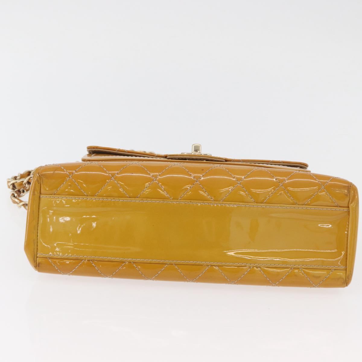CHANEL Matelasse Chain Shoulder Bag Patent leather Yellow Gold CC Auth 100721