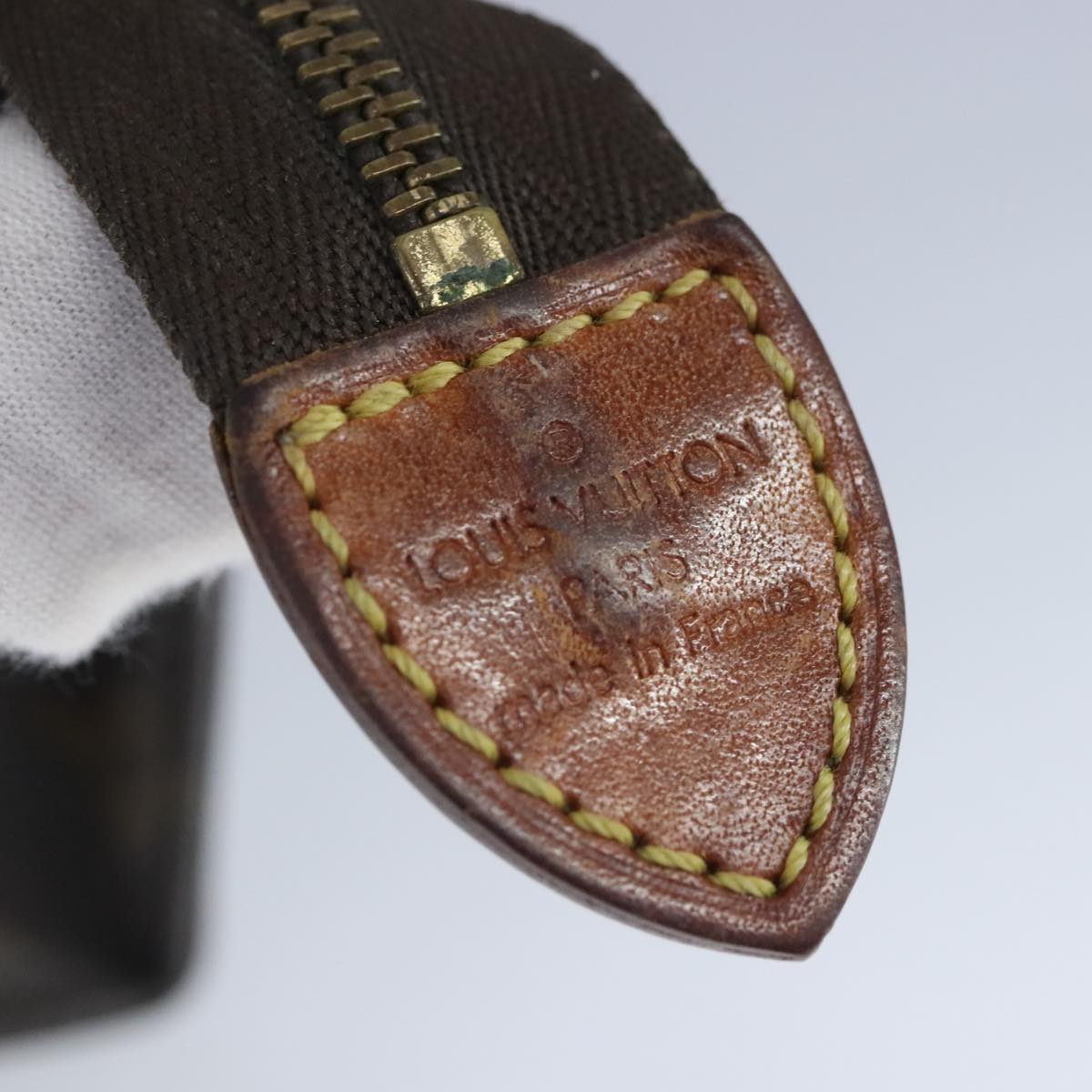 LOUIS VUITTON Monogram Poche Toilette 15 Pouch M47546 LV Auth 101023