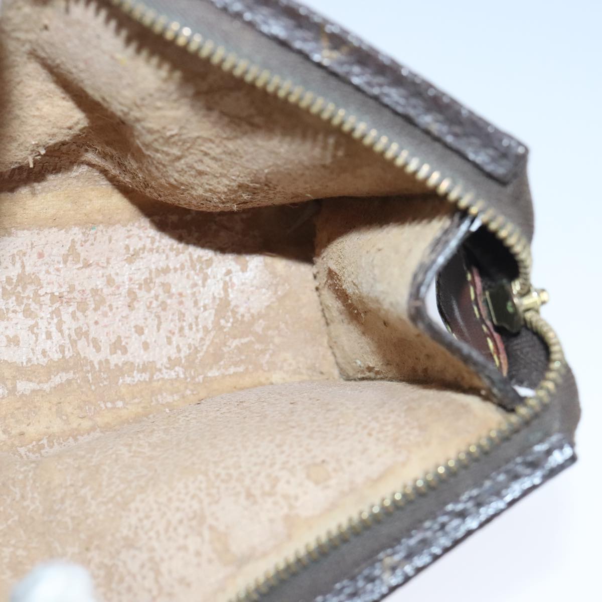 LOUIS VUITTON Monogram Poche Toilette 15 Pouch M47546 LV Auth 101023