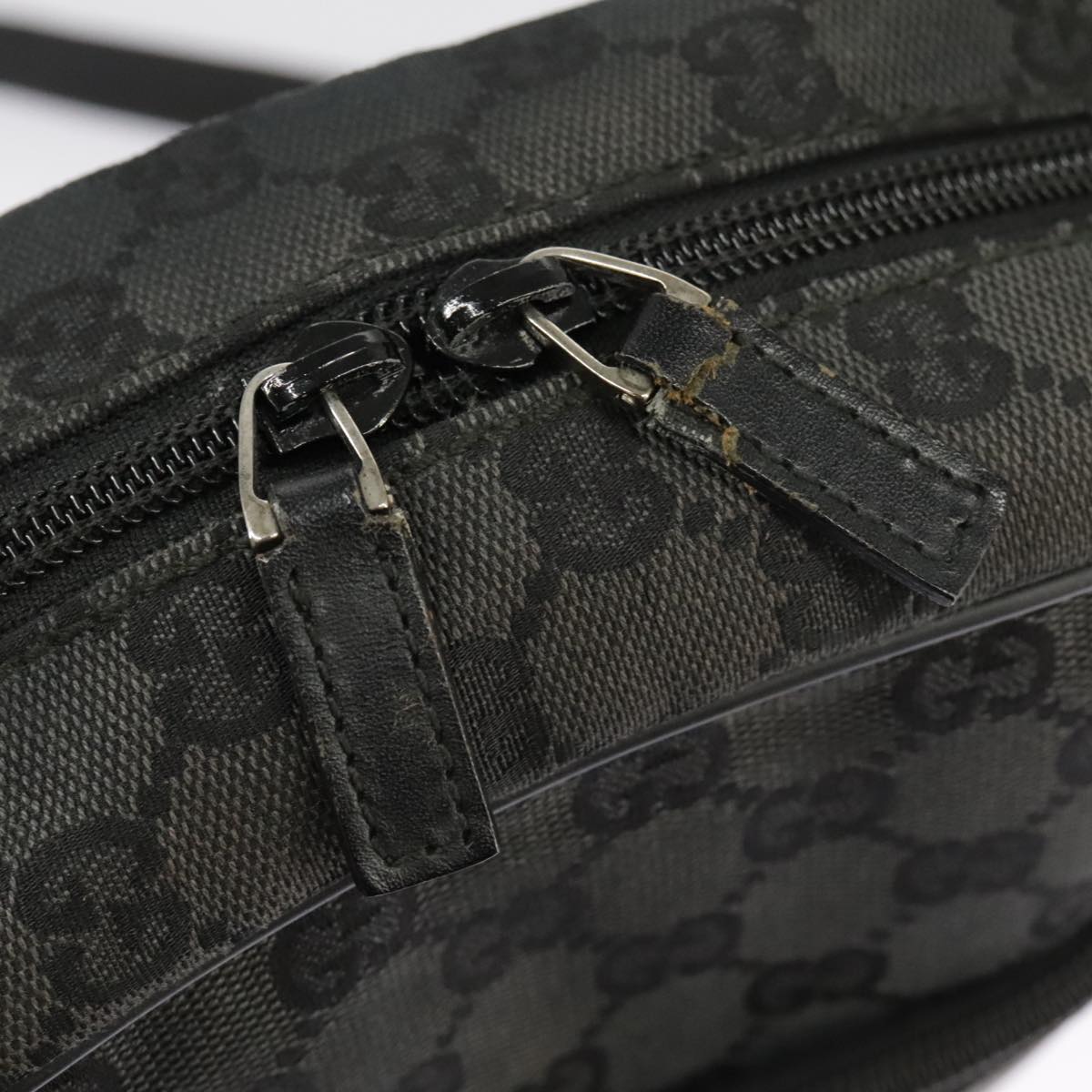 GUCCI GG Canvas Shoulder Bag Black 018 1612 Auth 101223