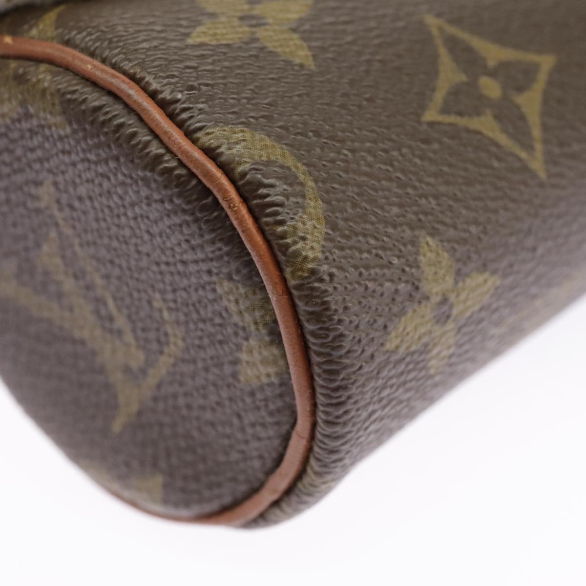 LOUIS VUITTON Monogram Papillon Pouch LV Auth 101228