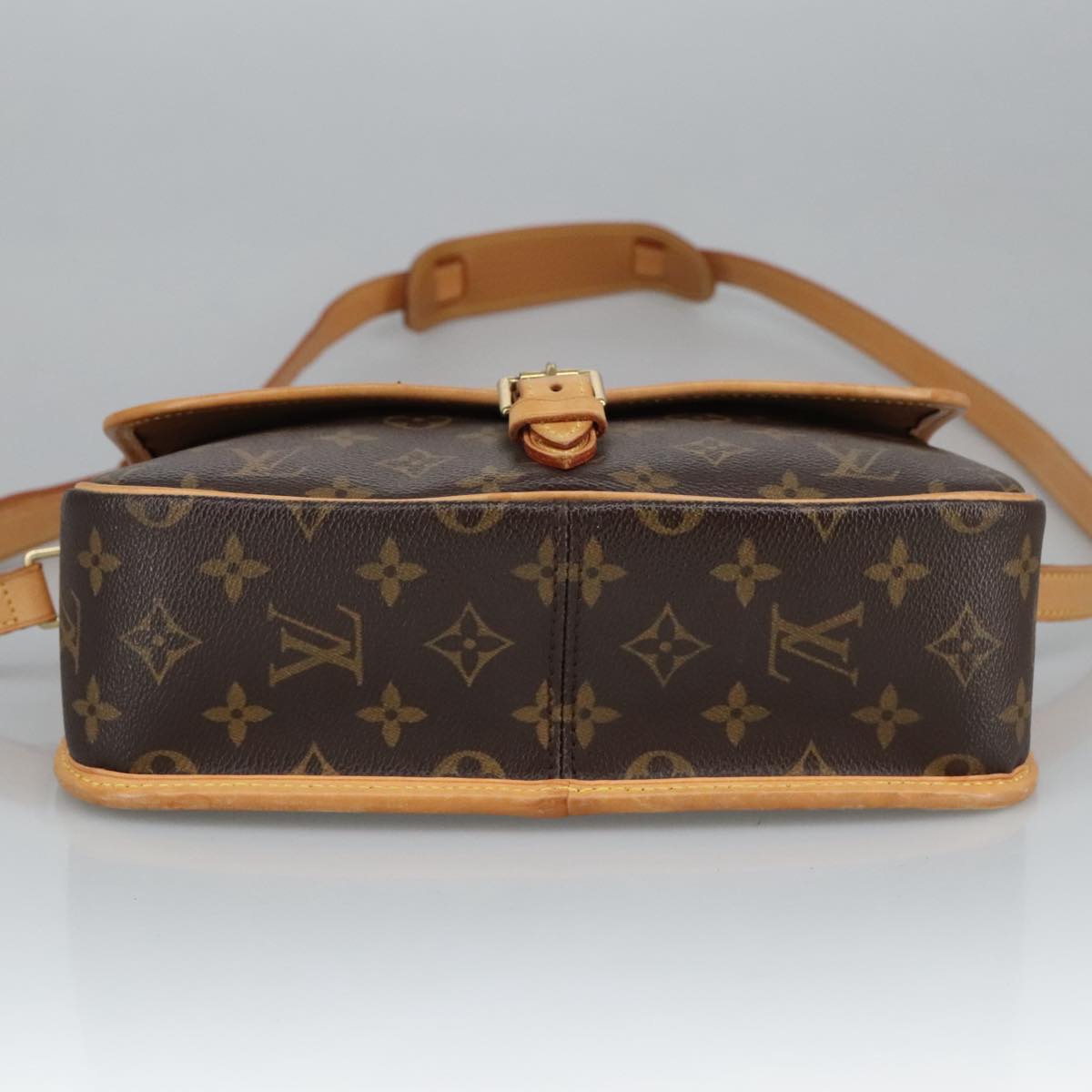 LOUIS VUITTON Monogram Sologne Shoulder Bag M42250 LV Auth 101310A