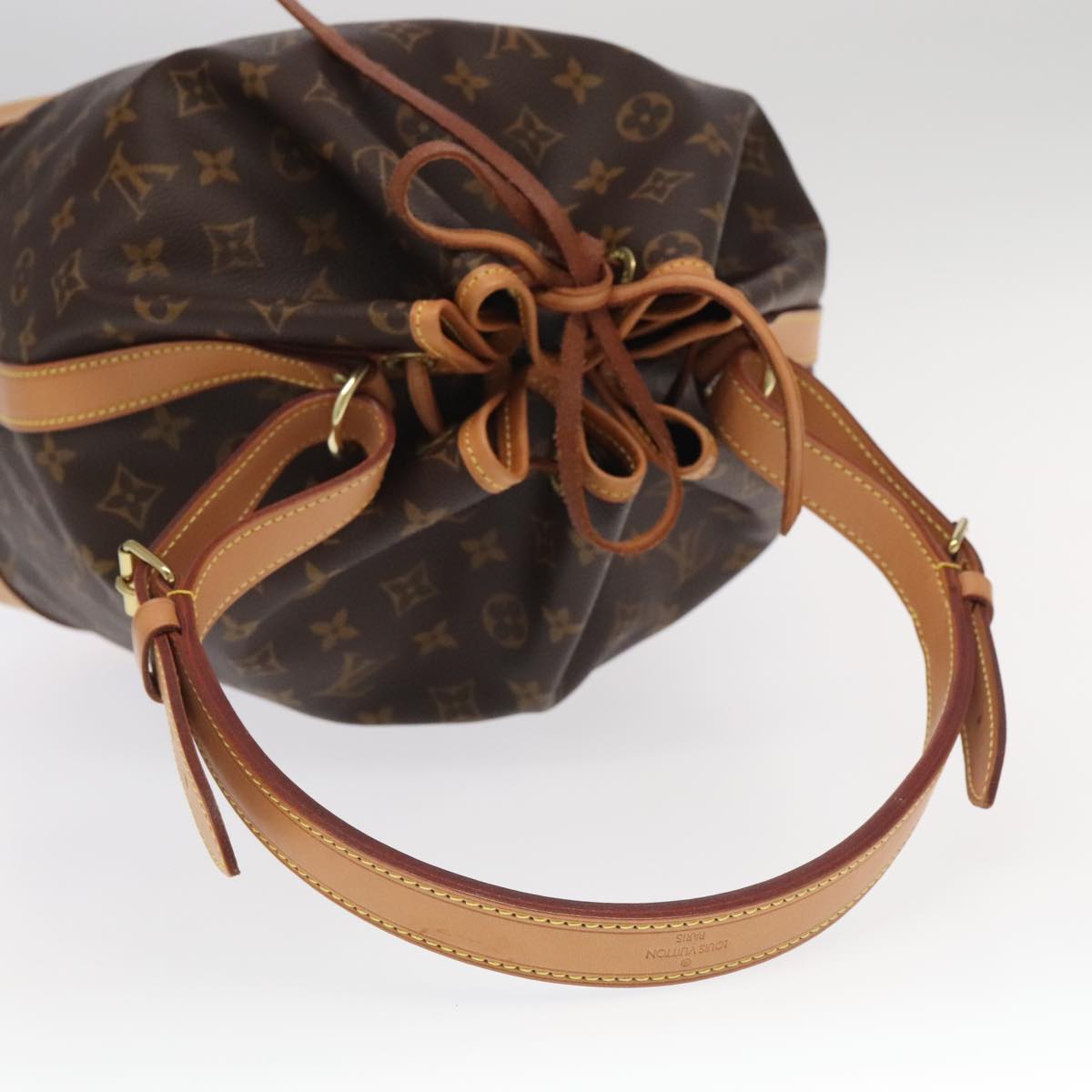 LOUIS VUITTON Monogram Noe Shoulder Bag M42224 LV Auth 101318SA