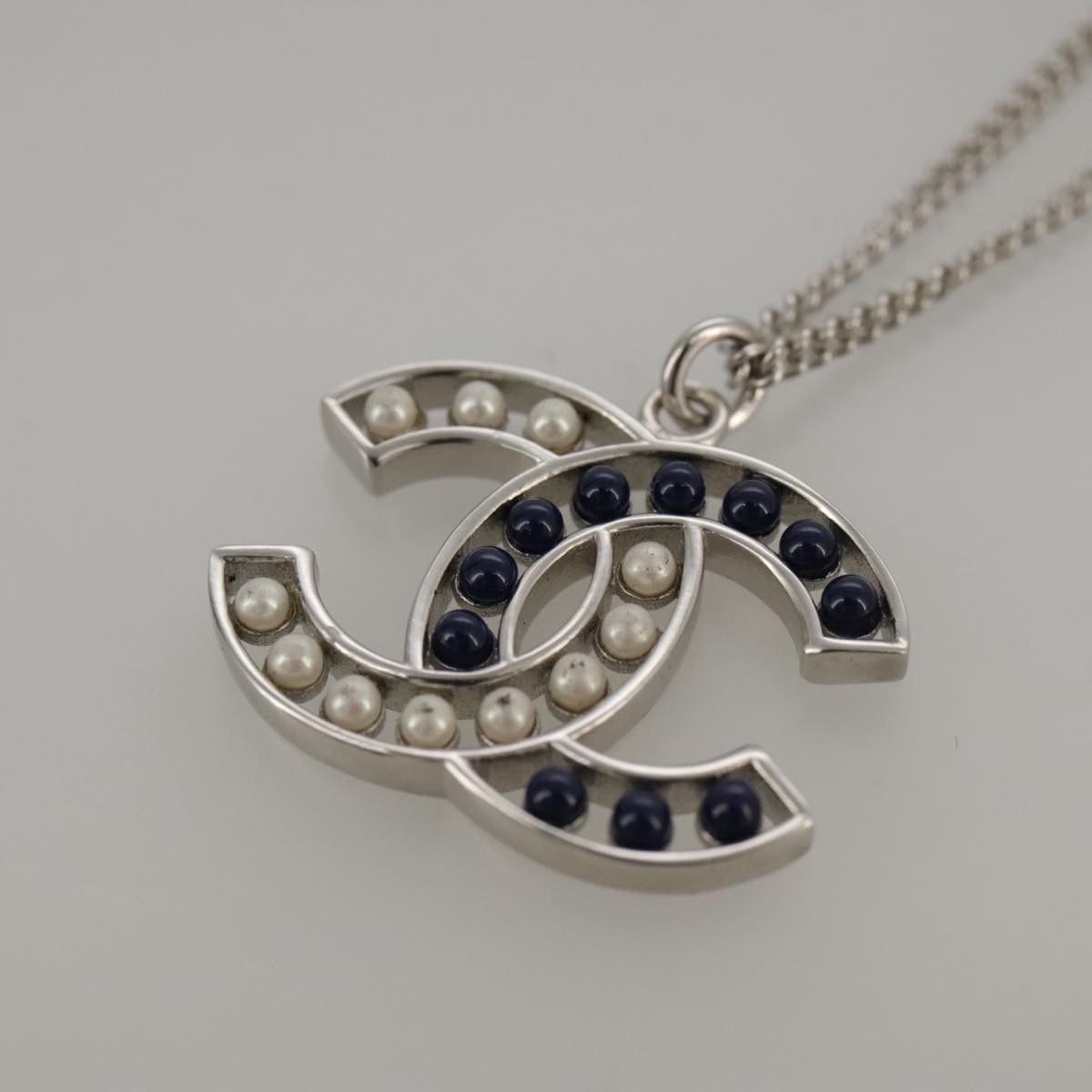 CHANEL Necklace metal Silver CC Auth 101323A