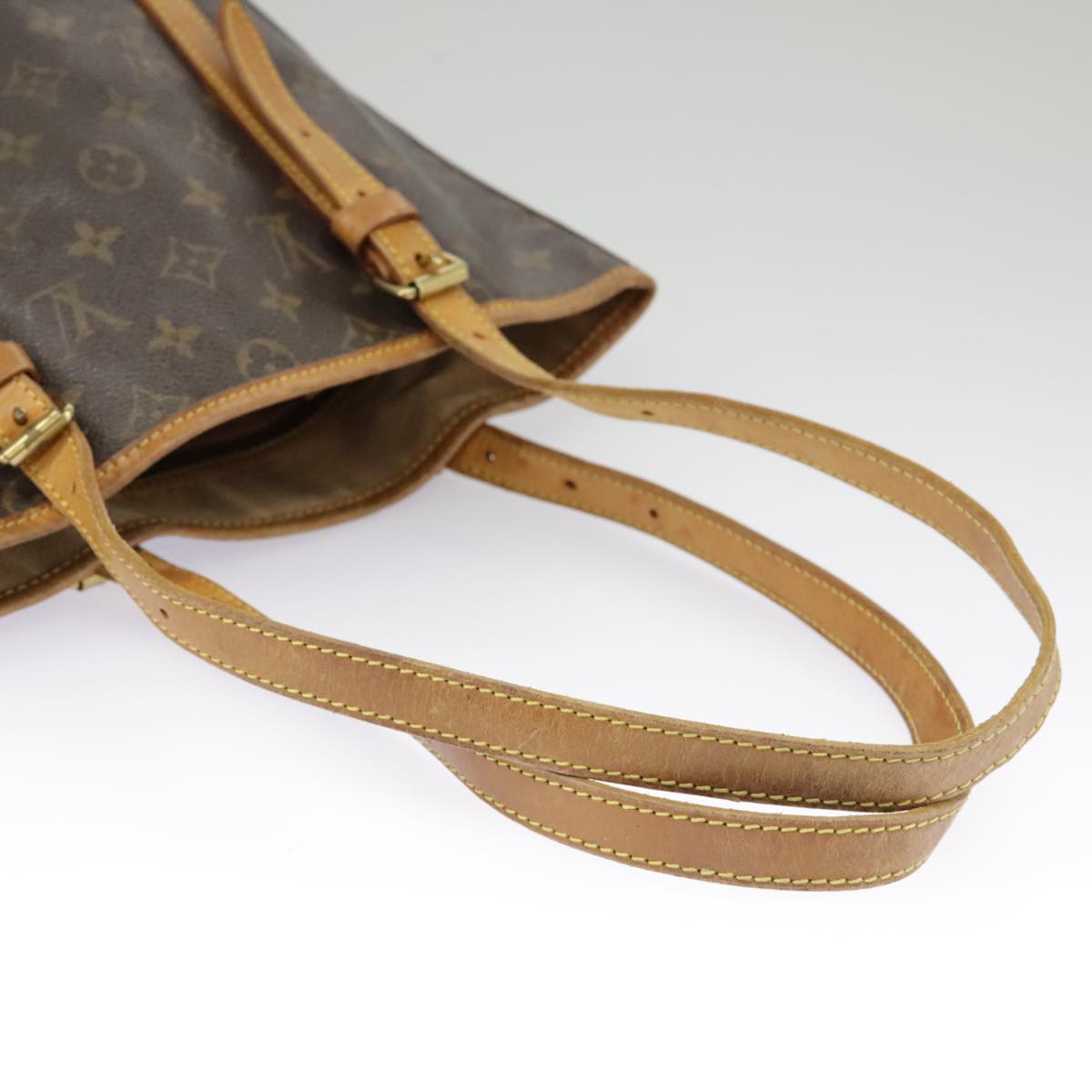 LOUIS VUITTON Monogram Bucket GM Shoulder Bag M42236 LV Auth 101527