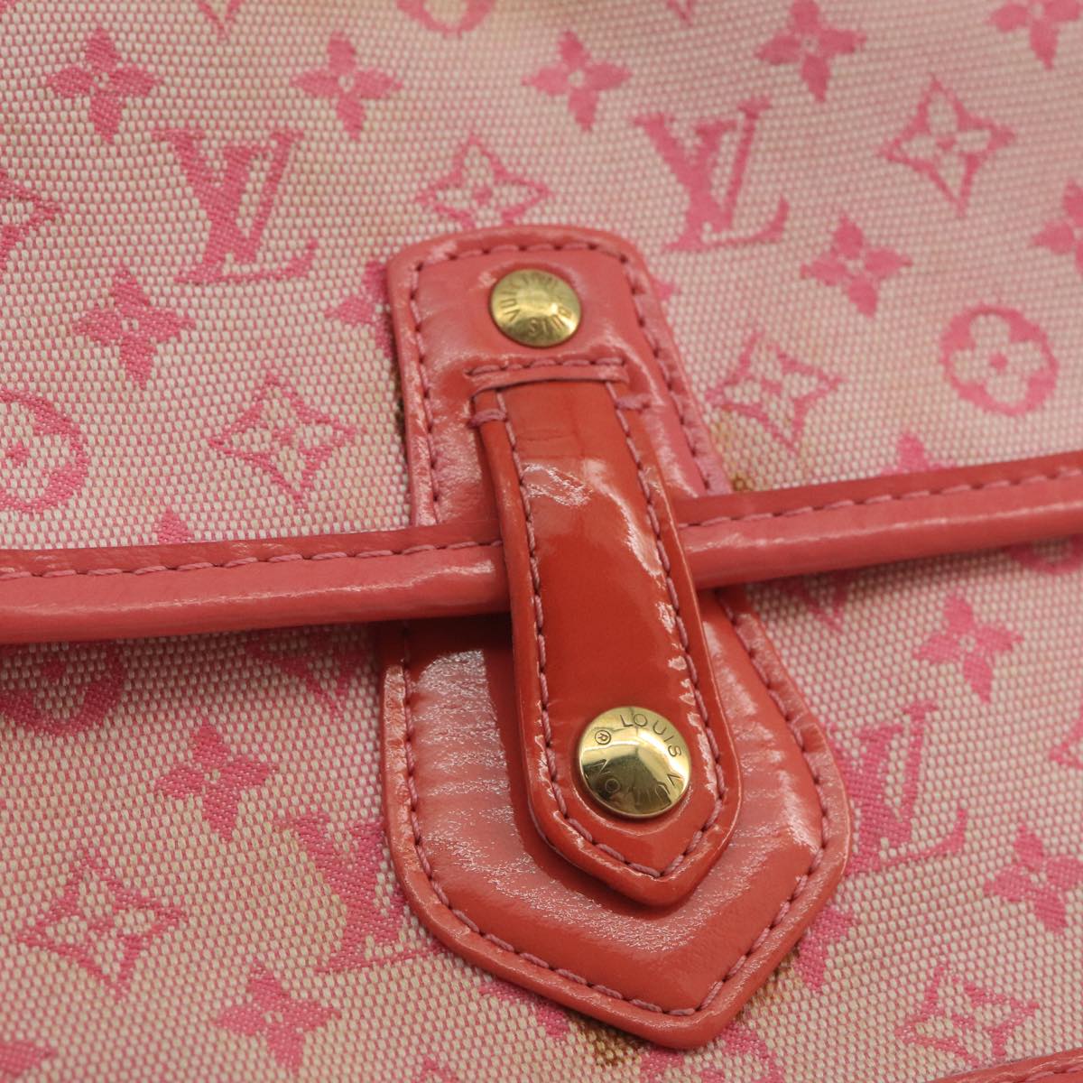 LOUIS VUITTON Monogram Mini Trousse Marie Kate Strawberry M92934 LV Auth 101544V