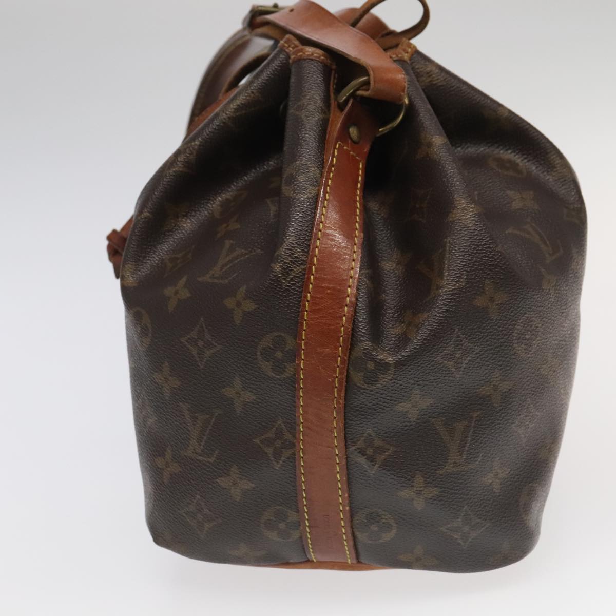 LOUIS VUITTON Monogram Petit Noe Shoulder Bag M42226 LV Auth 101573