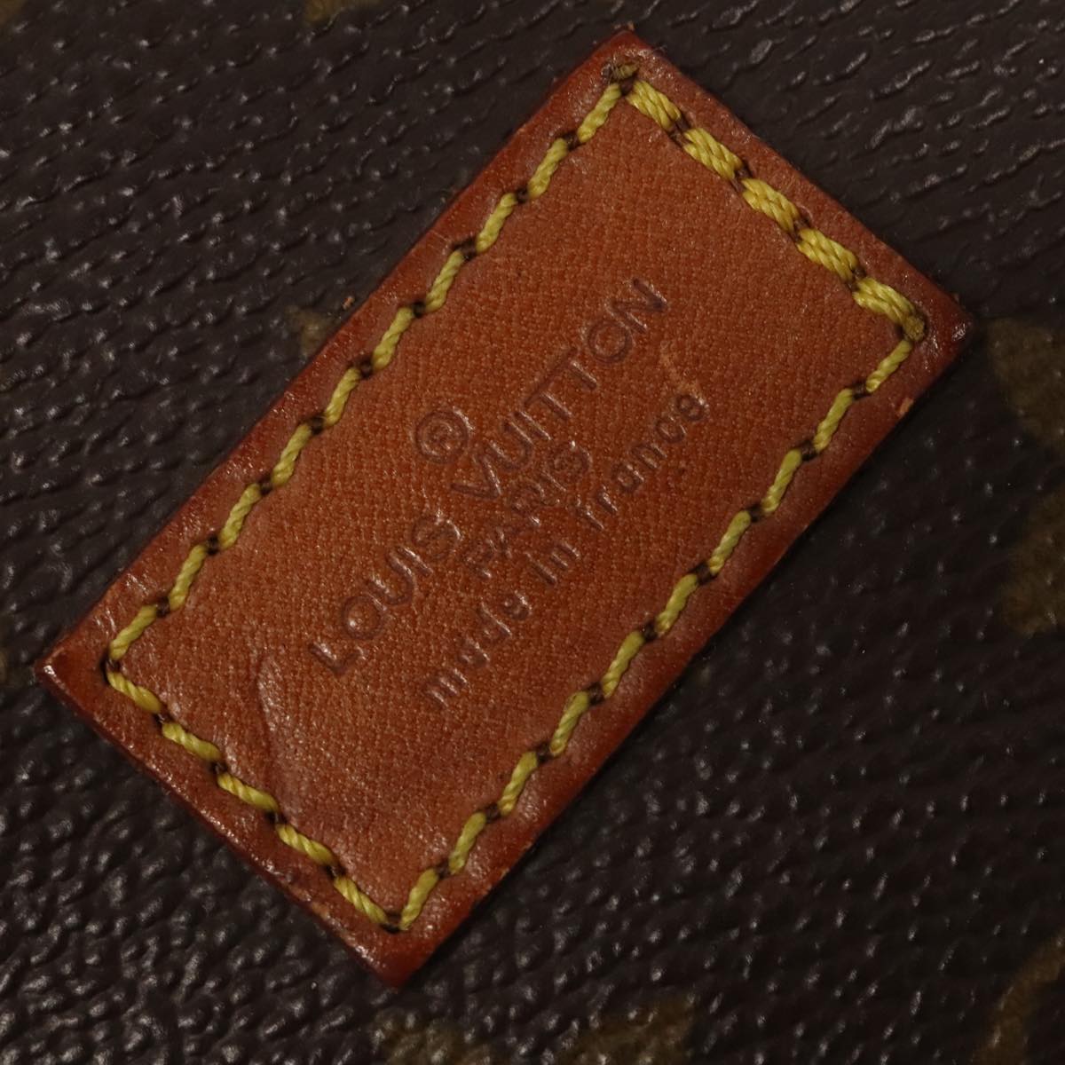 LOUIS VUITTON Monogram Saumur 35 Shoulder Bag M42254 LV Auth 101695