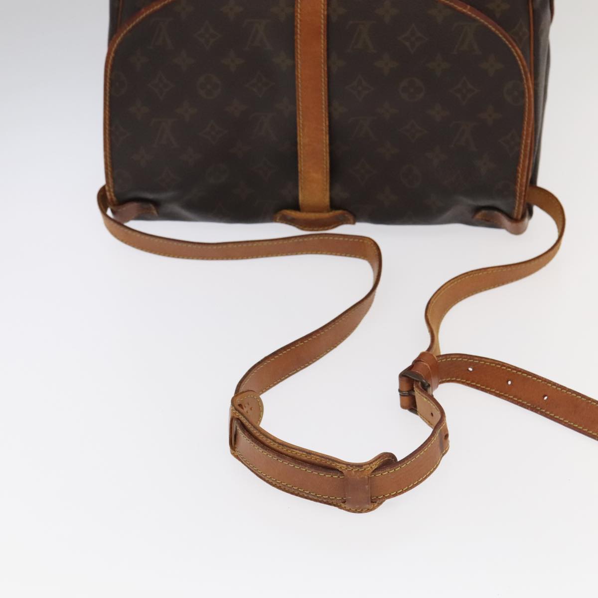 LOUIS VUITTON Monogram Saumur 35 Shoulder Bag M42254 LV Auth 101695