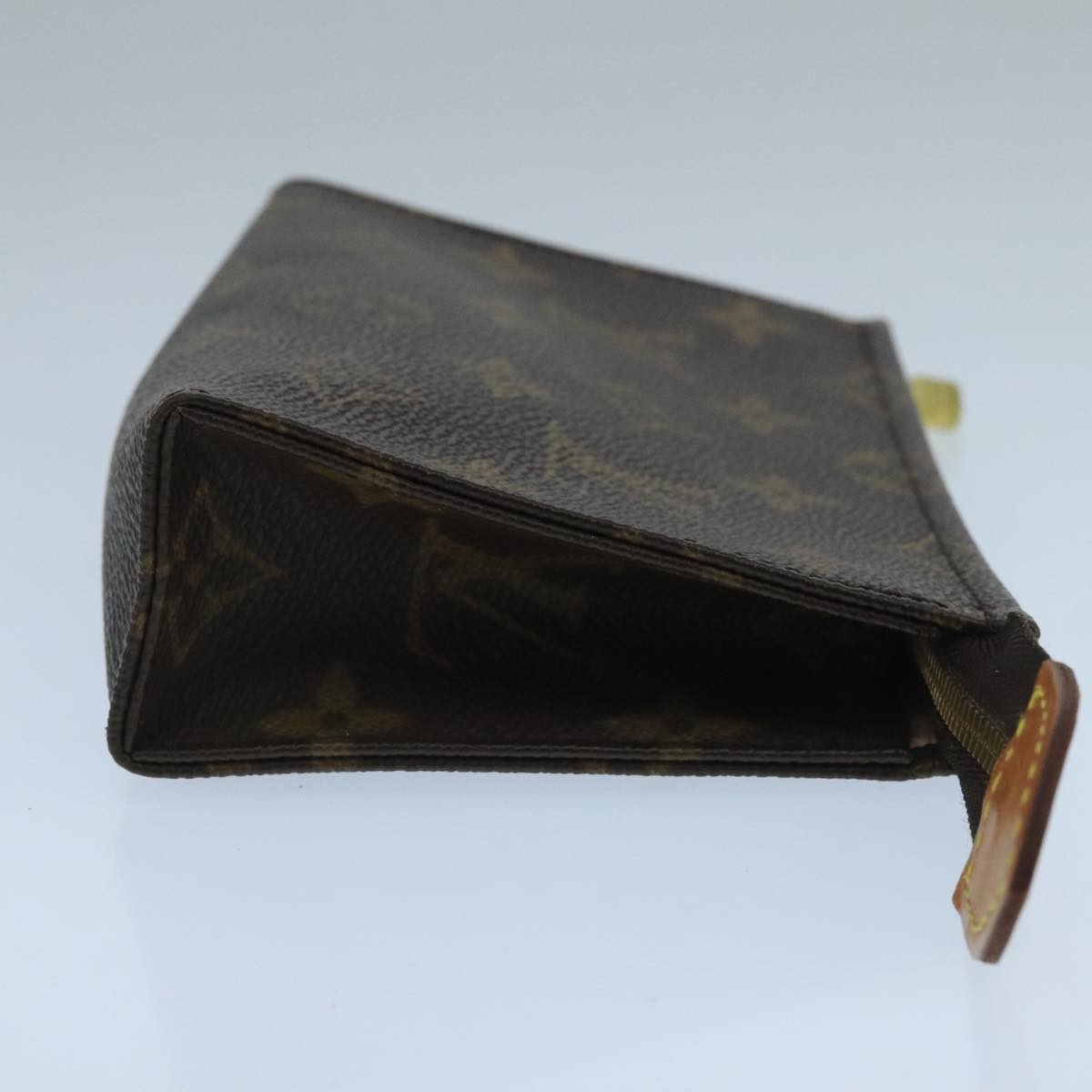 LOUIS VUITTON Monogram Poche Toilette 15 Pouch M47546 LV Auth 101815