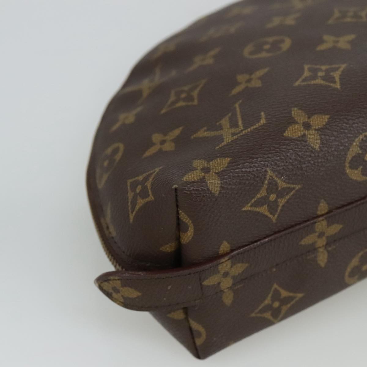 LOUIS VUITTON Monogram Trousse Demi Ronde Cosmetic Pouch M47520 LV Auth 101823