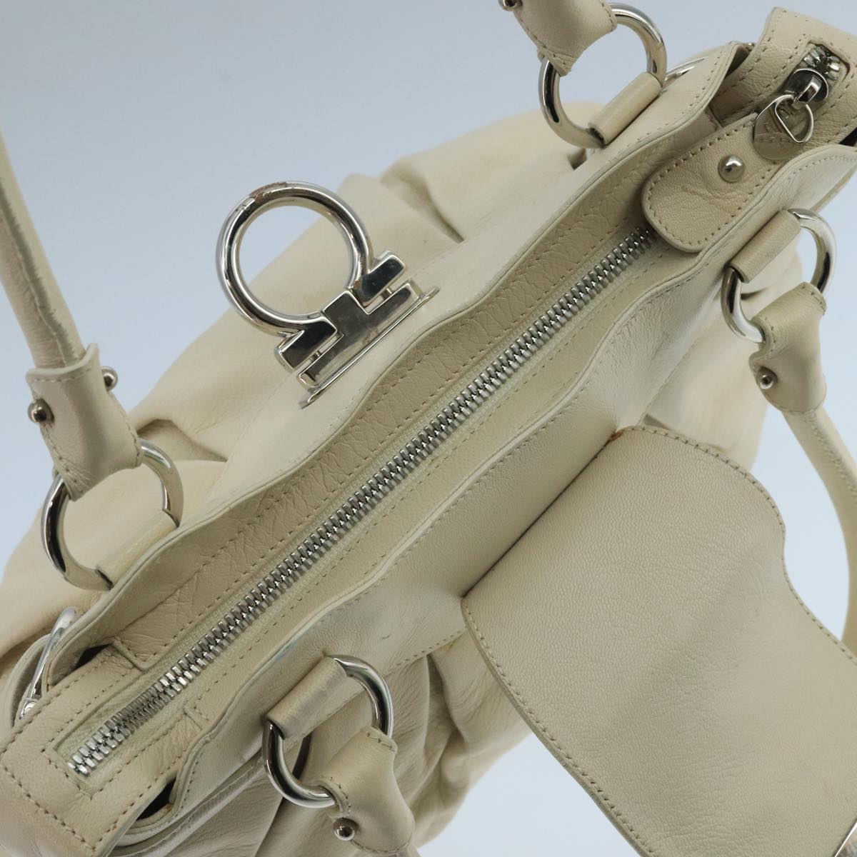 Salvatore Ferragamo Gancini Hand Bag Leather White Silver Auth 101988