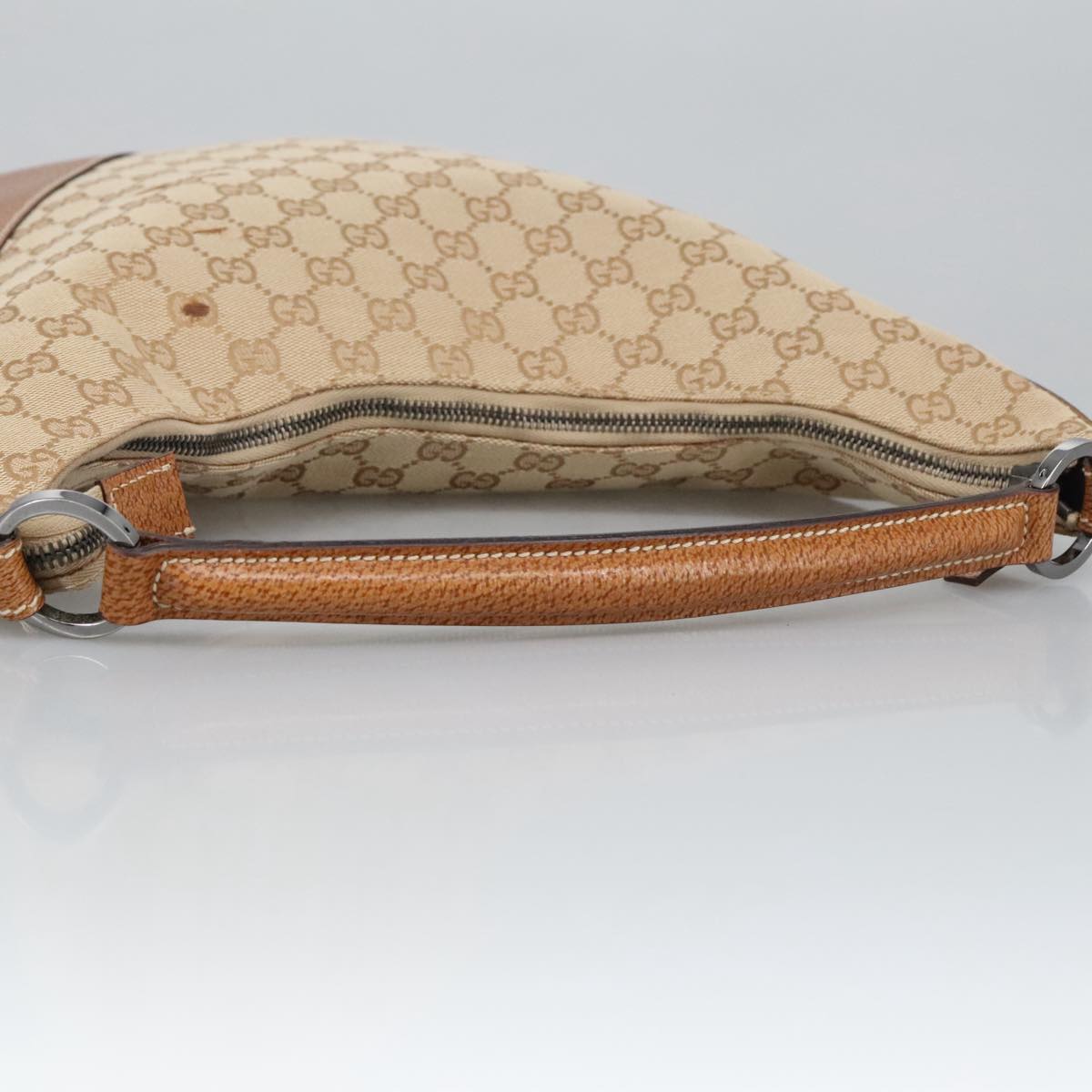 GUCCI GG Canvas Shoulder Bag Beige Silver 124357 Auth 102066