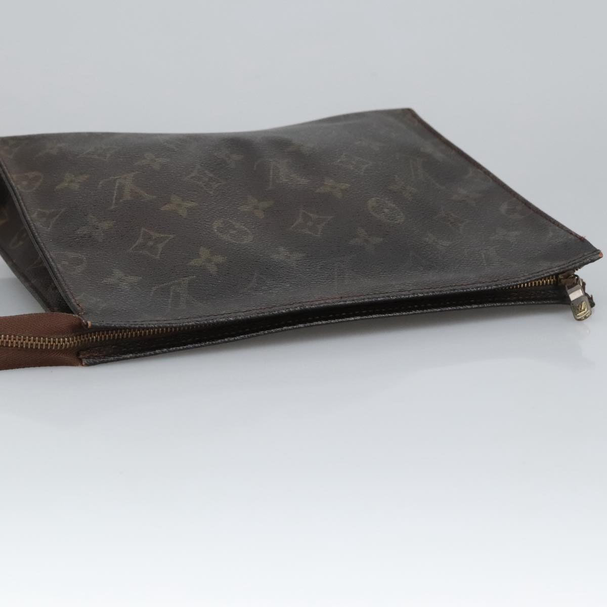 LOUIS VUITTON Monogram Poche Toilette 26 Pouch M47542 LV Auth 102080